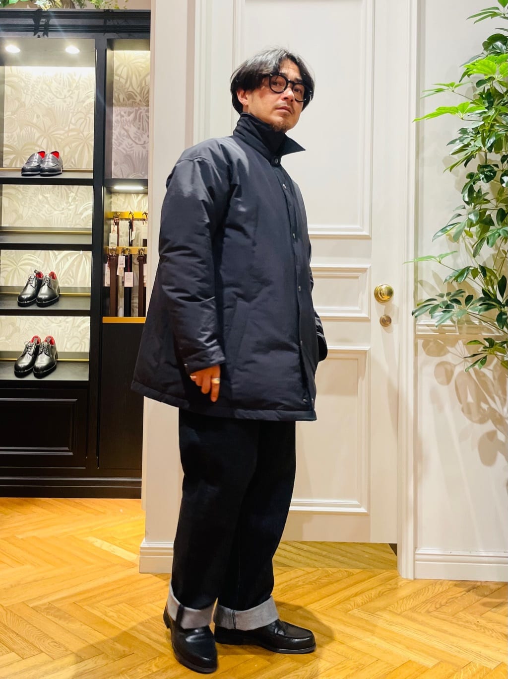 鶴田大士さんの「DRESSTERIOR｜【撥水加工/Safari5月号掲載】ローファー」を使ったコーディネート