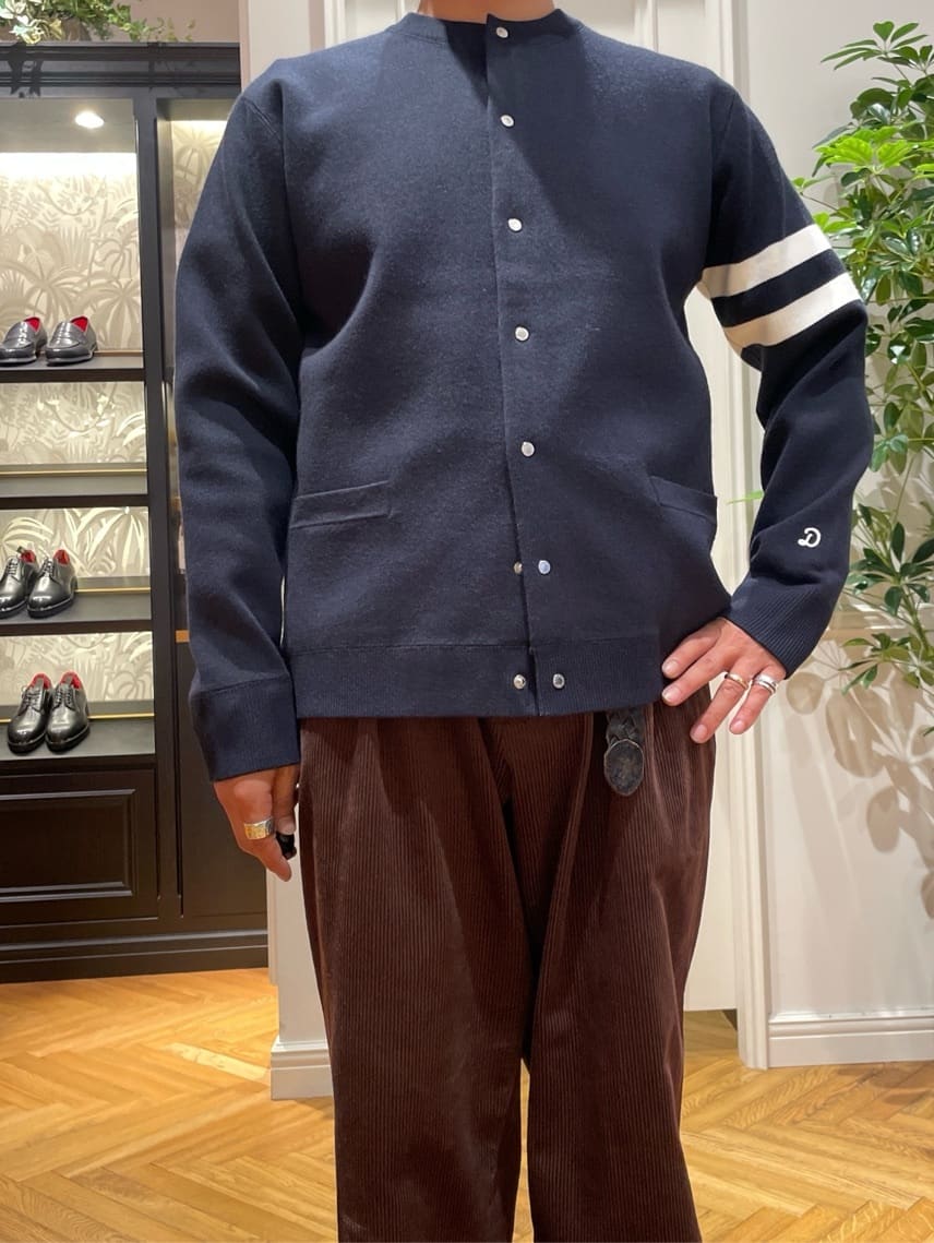 鶴田大士さんの「DRESSTERIOR｜【撥水加工/Safari5月号掲載】ローファー」を使ったコーディネート