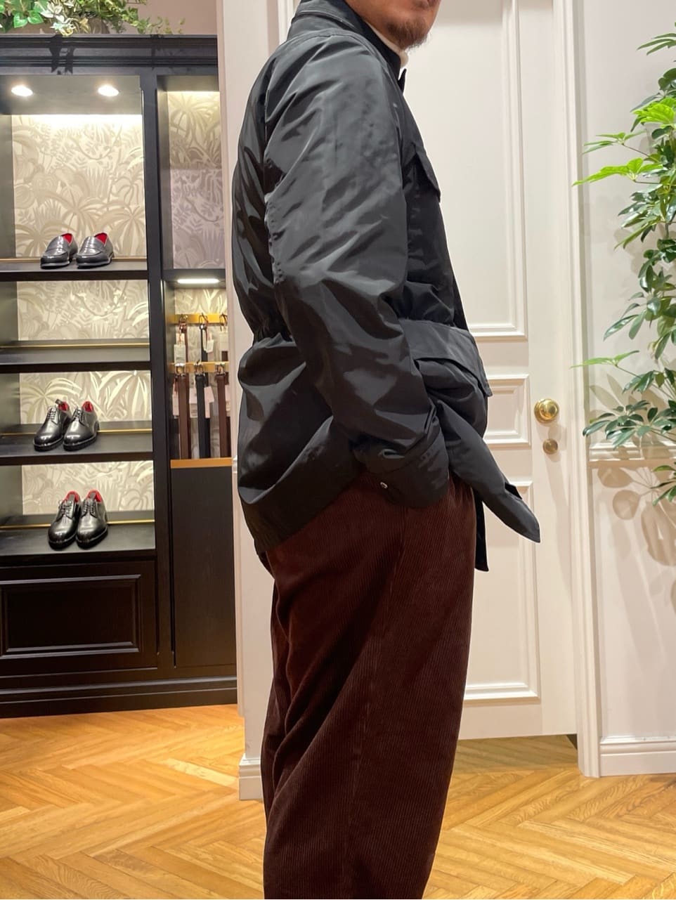 鶴田大士さんの「DRESSTERIOR｜【撥水加工/Safari5月号掲載】ローファー」を使ったコーディネート