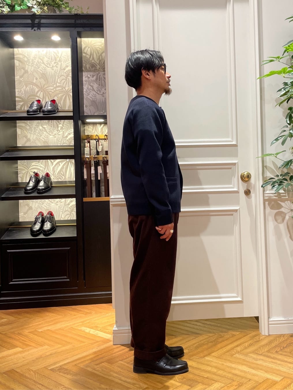 鶴田大士さんの「DRESSTERIOR｜【撥水加工/Safari5月号掲載】ローファー」を使ったコーディネート