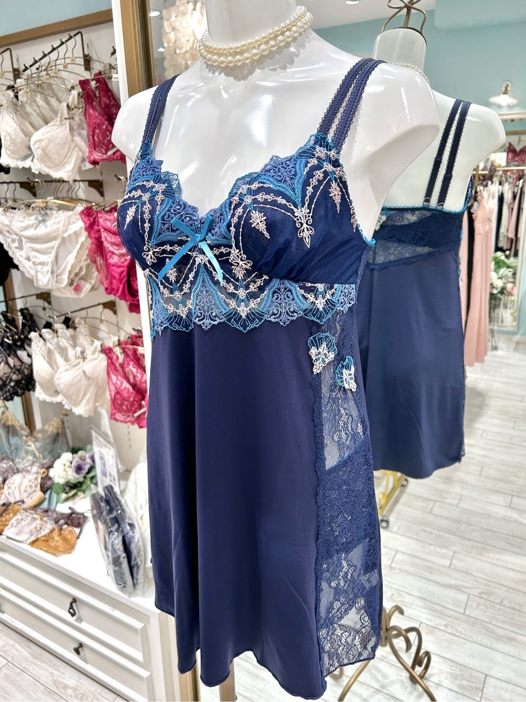 ichiさんの「Risa Magli｜シェール スリップ」を使ったコーディネート