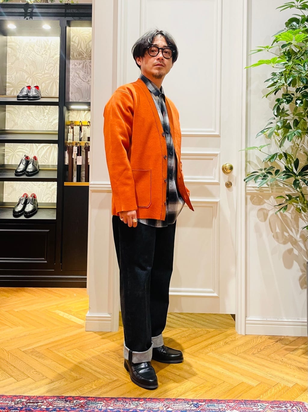 鶴田大士さんの「DRESSTERIOR｜【撥水加工/Safari5月号掲載】ローファー」を使ったコーディネート