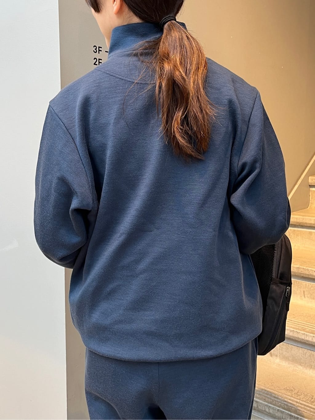 神野（jinno）さんの「TAKEO KIKUCHI｜【多機能・軽量】シャドーライン ボディバッグ」を使ったコーディネート
