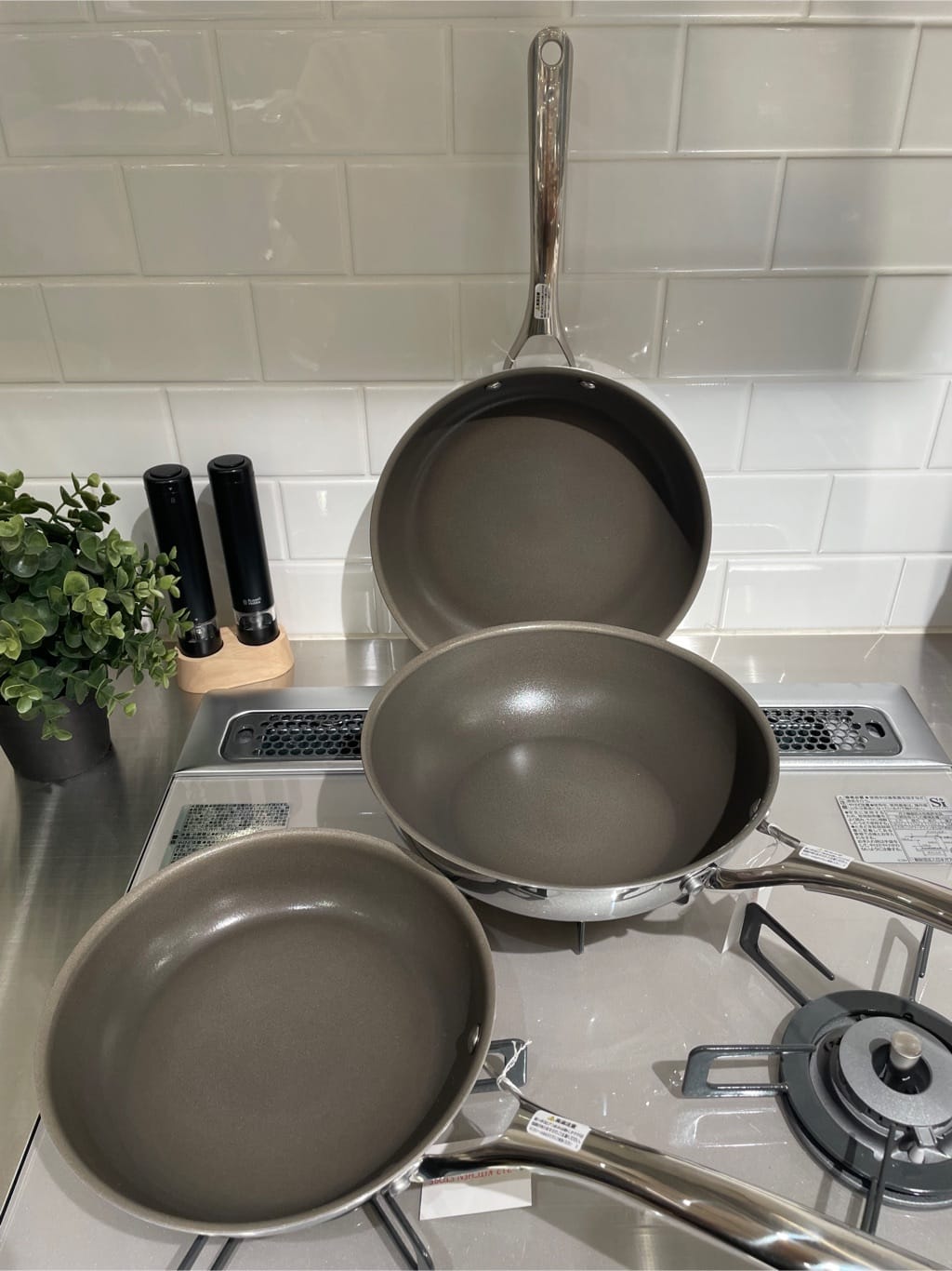 まのちゃんさんの「212 KITCHEN STORE｜◆IHフライパン 20cm ＜CORELLE コレール＞」を使ったコーディネート