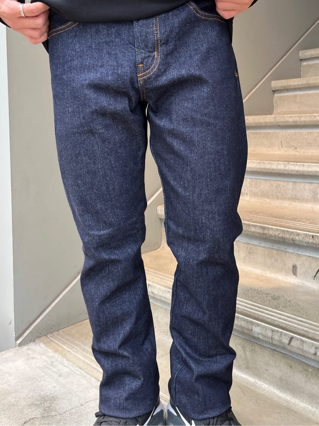 Namikiさんの「TAKEO KIKUCHI｜【モンスターストレッチ】日本製 ワンウォッシュ デニムパンツ」を使ったコーディネート