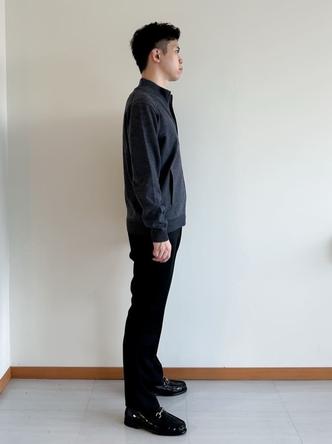イッシーさんの「TAKEO KIKUCHI｜【ONOFF対応】TRダブルニット ストレッチパンツ」を使ったコーディネート