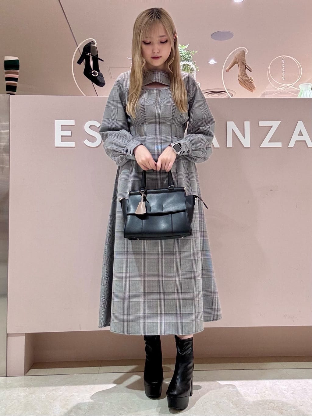 kaさんの「ESPERANZA｜ラク盛りショートブーツ」を使ったコーディネート