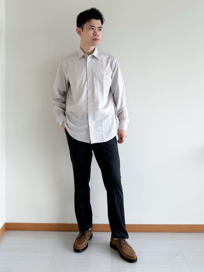 イッシーさんの「TAKEO KIKUCHI｜【ONOFF対応】TRダブルニット ストレッチパンツ」を使ったコーディネート