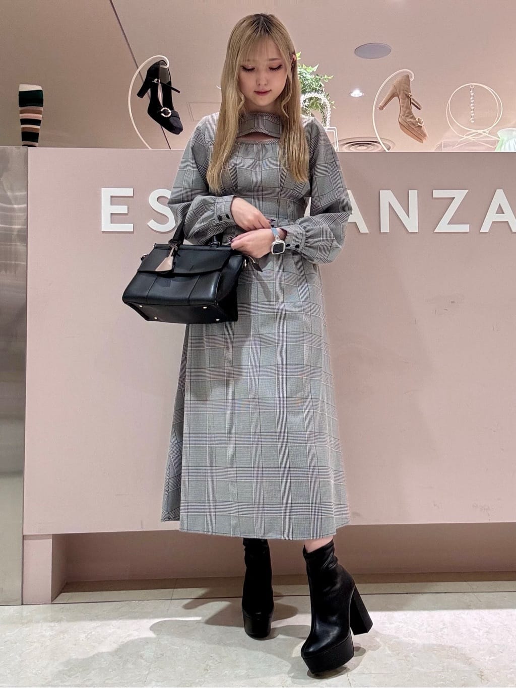 kaさんの「ESPERANZA｜ラク盛りショートブーツ」を使ったコーディネート