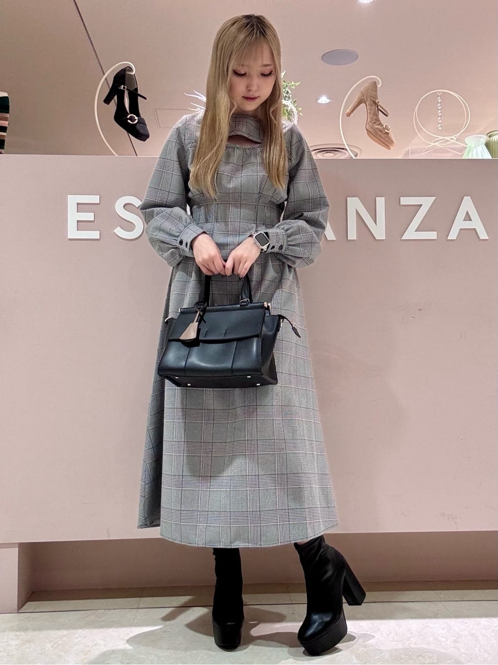kaさんの「ESPERANZA｜ラク盛りショートブーツ」を使ったコーディネート