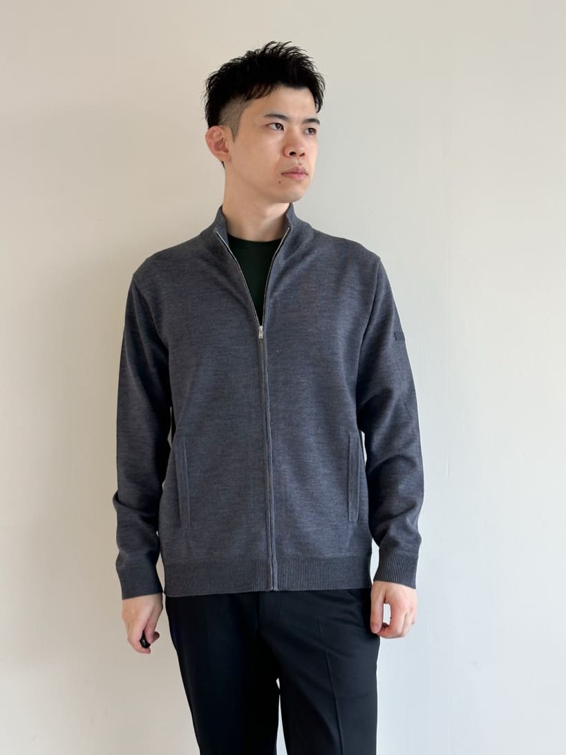 イッシーさんの「TAKEO KIKUCHI｜【ONOFF対応】TRダブルニット ストレッチパンツ」を使ったコーディネート
