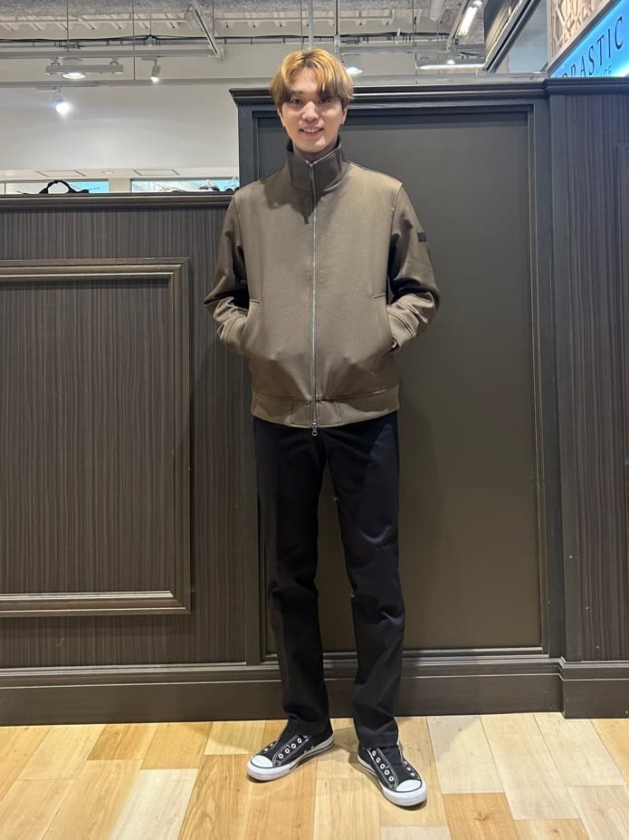 ふみふみさんの「TAKEO KIKUCHI｜【オフィスカジュアル対応】ドレス チノパンツ」を使ったコーディネート