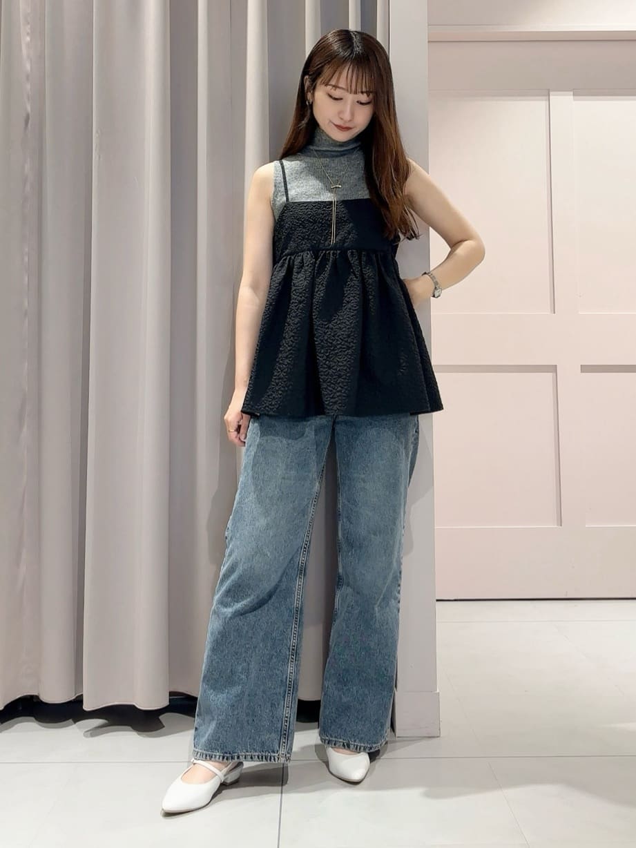 RINAさんの「ESPERANZA｜バックストラップフラットパンプス」を使ったコーディネート