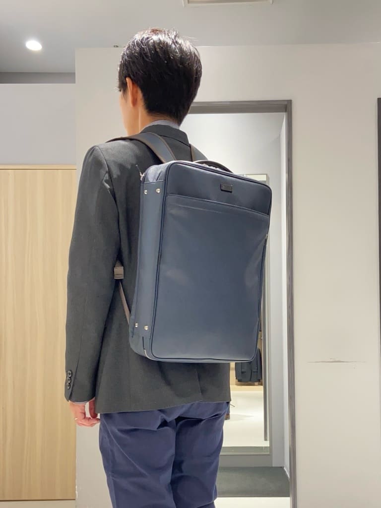 わいずみさんの「TAKEO KIKUCHI｜【Made in JAPAN】播州織 ヘリンボン ストレート パンツ」を使ったコーディネート