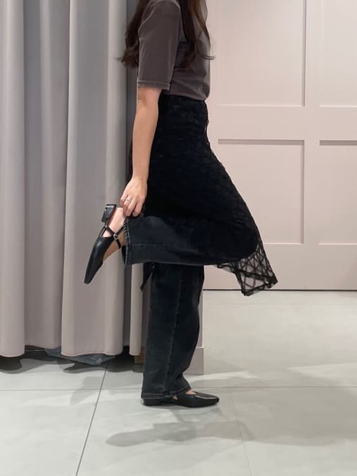 maiさんの「ESPERANZA｜バックストラップフラットパンプス」を使ったコーディネート