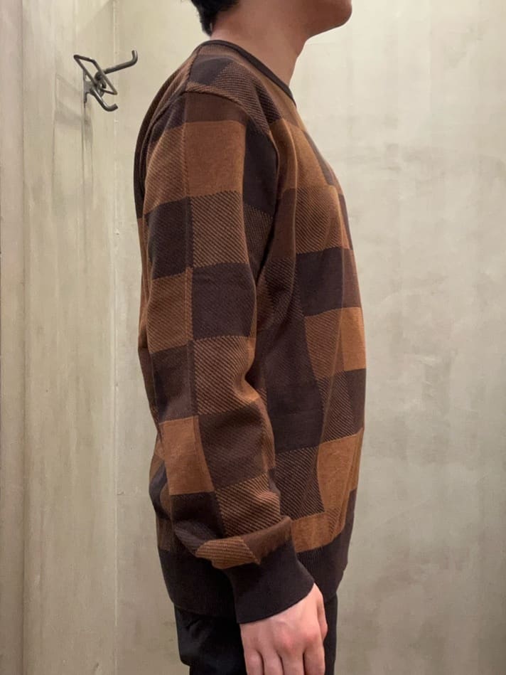 コウノ モトヤさんの「TAKEO KIKUCHI｜【Made in JAPAN】播州織 ストレッチ パンツ」を使ったコーディネート