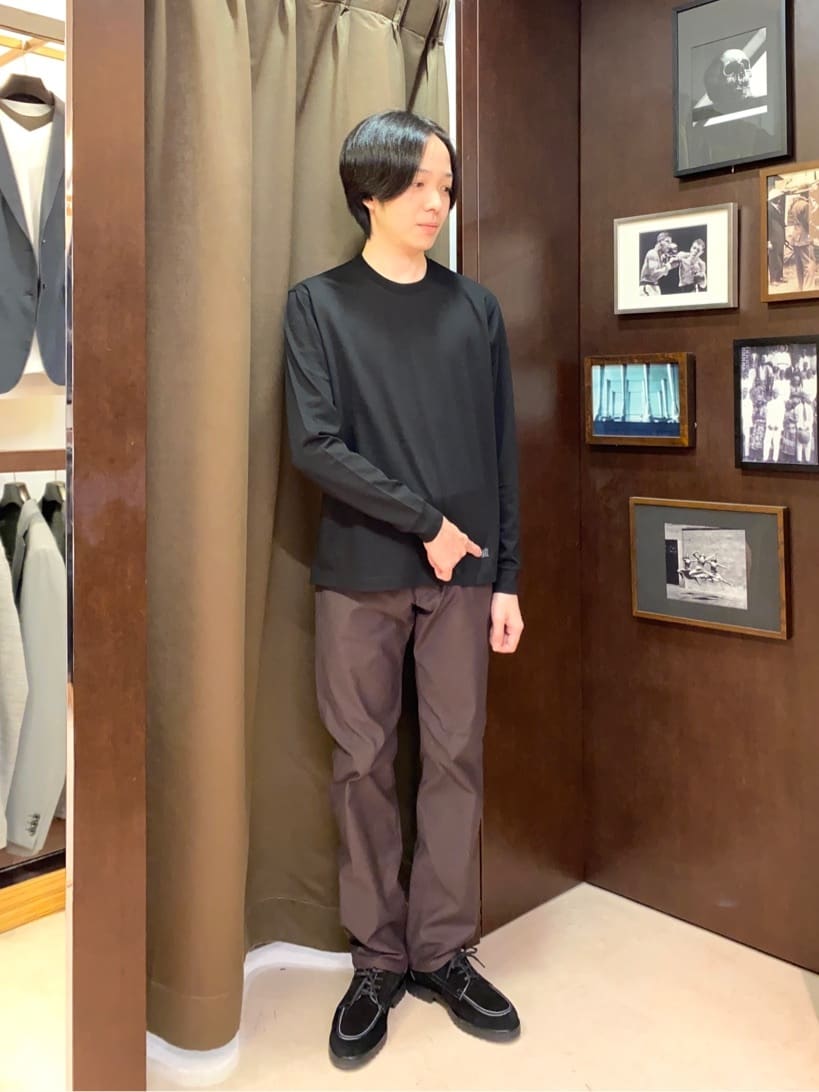 コバヤシさんの「TAKEO KIKUCHI｜【Made in JAPAN】播州織 ストレッチ パンツ」を使ったコーディネート