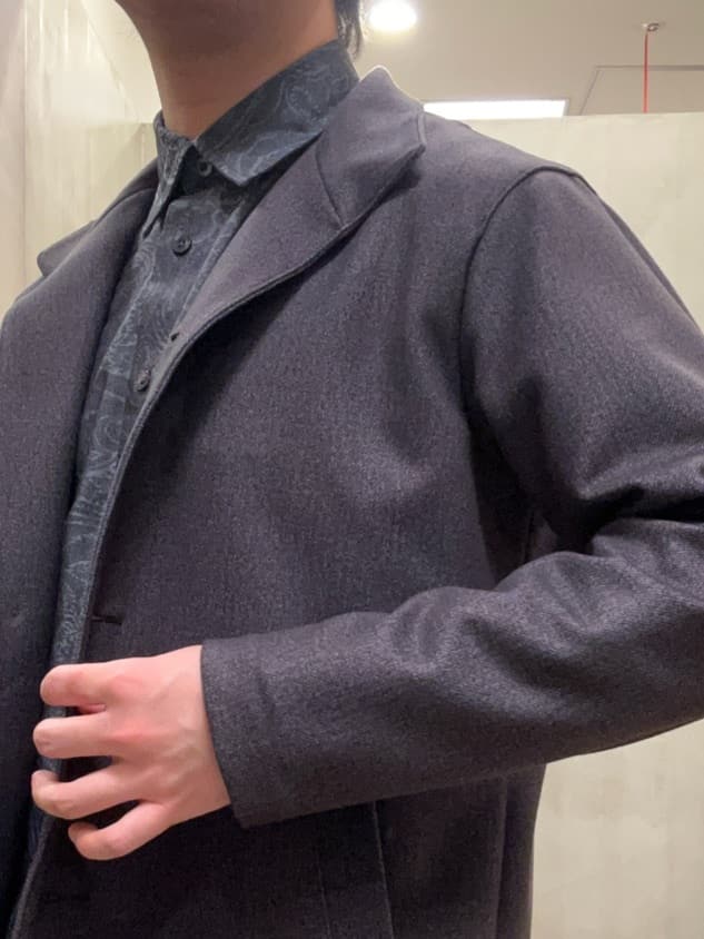コウノ モトヤさんの「TAKEO KIKUCHI｜【DOWN FABRIC】ダウンファブリック スタンドカラーブルゾン」を使ったコーディネート