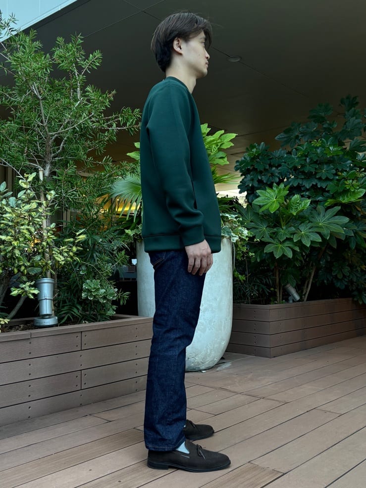 圭哉さんの「TAKEO KIKUCHI｜【モンスターストレッチ】日本製 ワンウォッシュ デニムパンツ」を使ったコーディネート