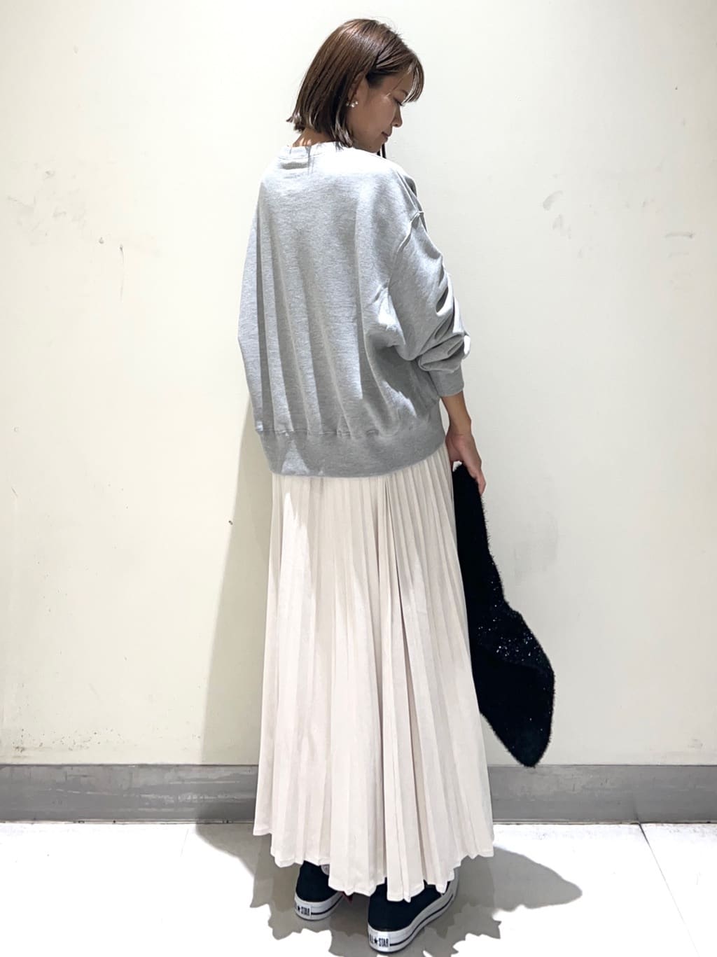 meeさんの「OPAQUE.CLIP｜CONVERSE キャンバス オールスター HI」を使ったコーディネート