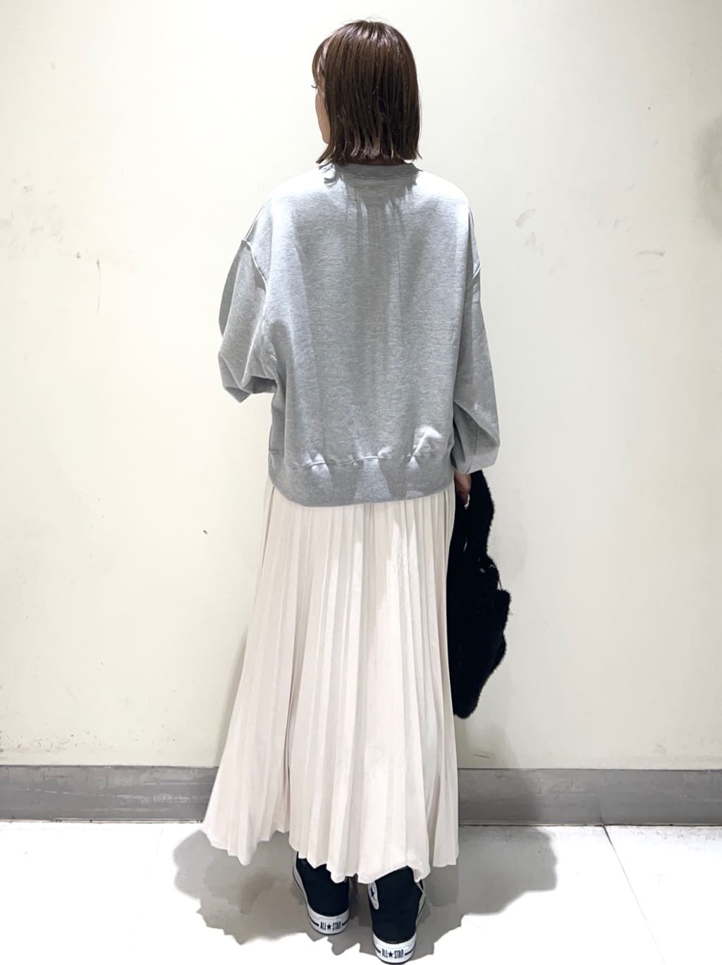 meeさんの「OPAQUE.CLIP｜CONVERSE キャンバス オールスター HI」を使ったコーディネート