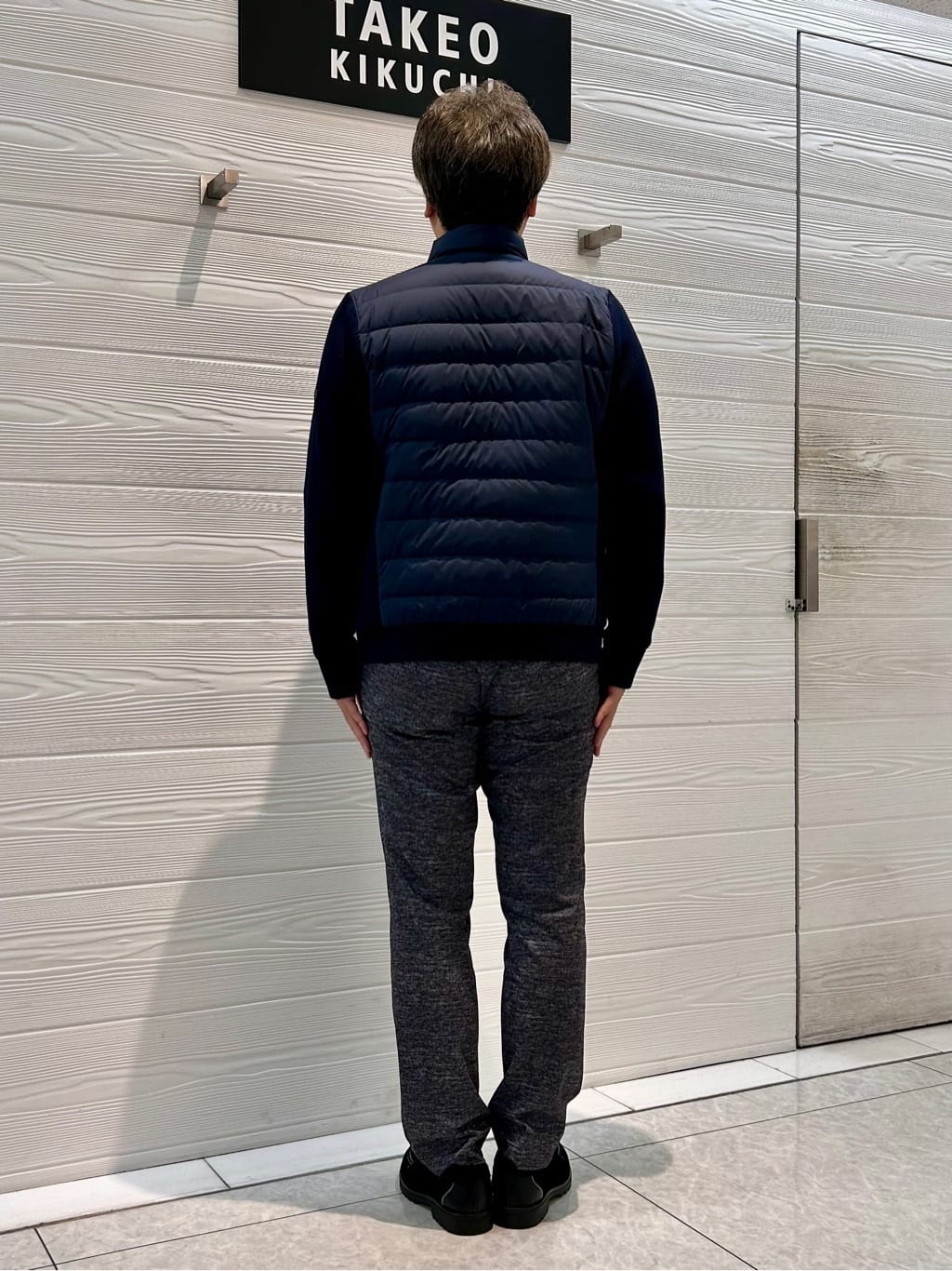 すーさんの「TAKEO KIKUCHI｜【ONOFF対応】TRダブルニット ストレッチパンツ」を使ったコーディネート