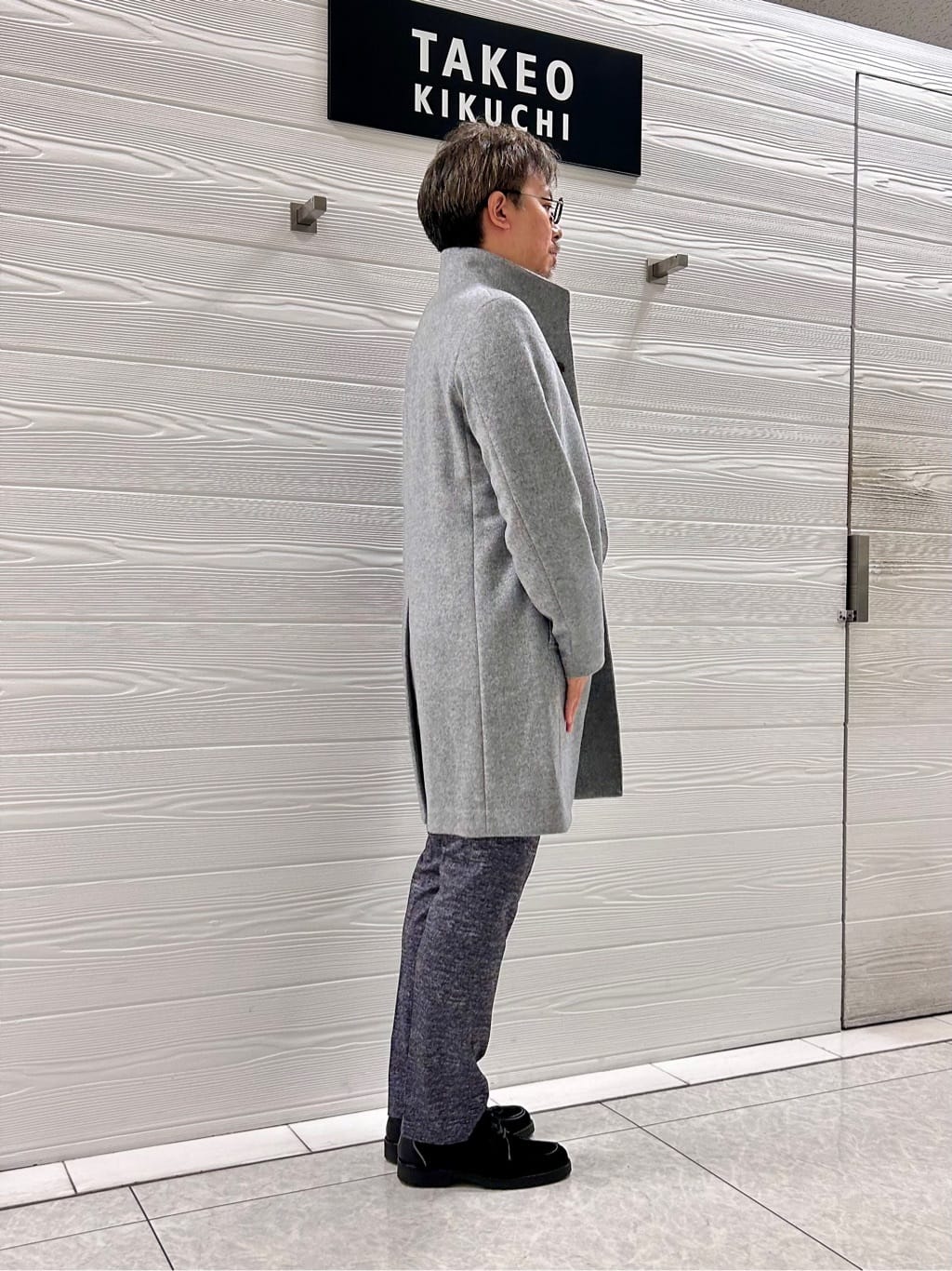 すーさんの「TAKEO KIKUCHI｜【ONOFF対応】TRダブルニット ストレッチパンツ」を使ったコーディネート
