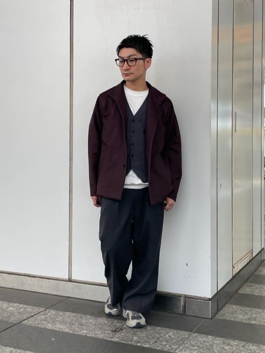 加藤裕樹さんの「TAKEO KIKUCHI｜【DOWN FABRIC】ダウンファブリック スタンドカラーブルゾン」を使ったコーディネート