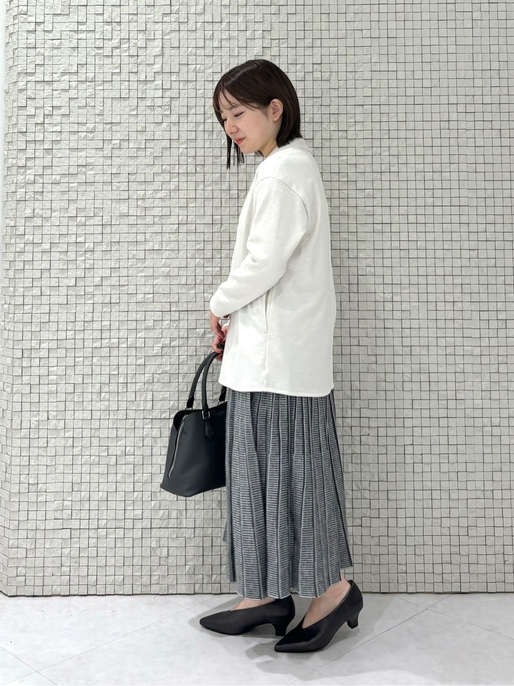 sakuさんの「INDIVI｜【セレモニーにおすすめ！】パール調トップネックレス」を使ったコーディネート