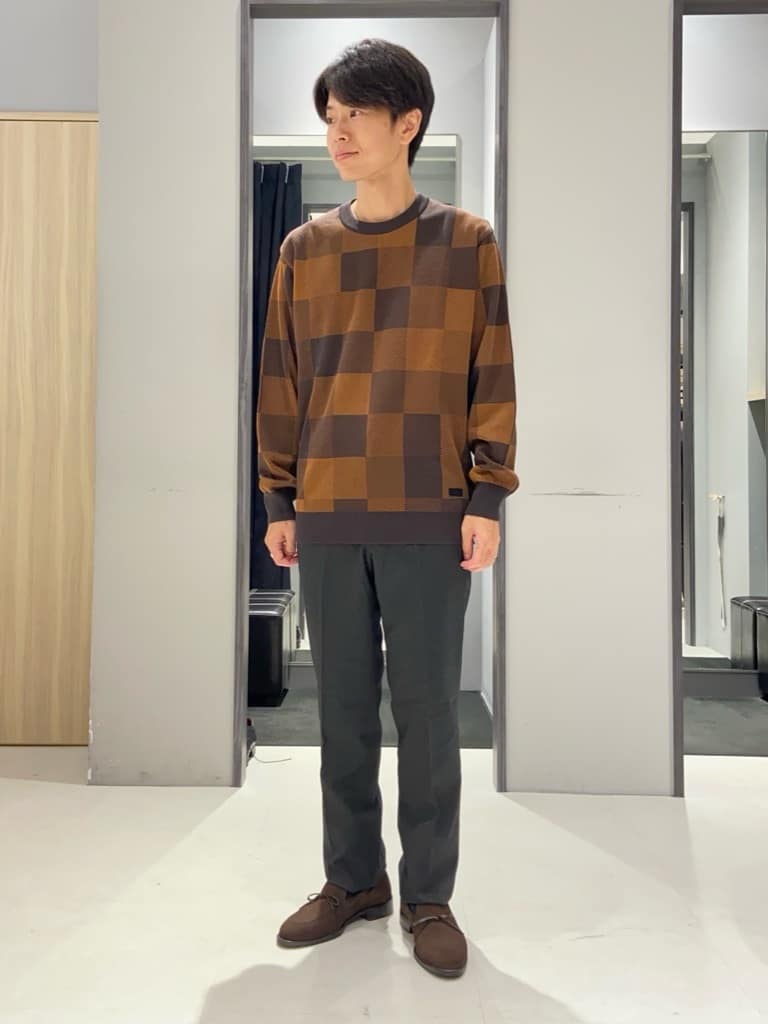 わいずみさんの「TAKEO KIKUCHI｜フルベジタンニンレザー バックパック」を使ったコーディネート