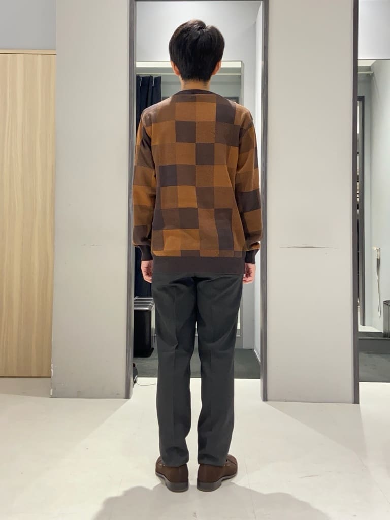わいずみさんの「TAKEO KIKUCHI｜フルベジタンニンレザー バックパック」を使ったコーディネート