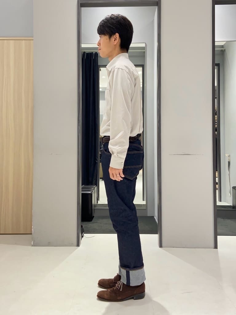 わいずみさんの「TAKEO KIKUCHI｜【Three by Three】シャイニーシャークピンヘッド ベスト / 3ピース対応」を使ったコーディネート