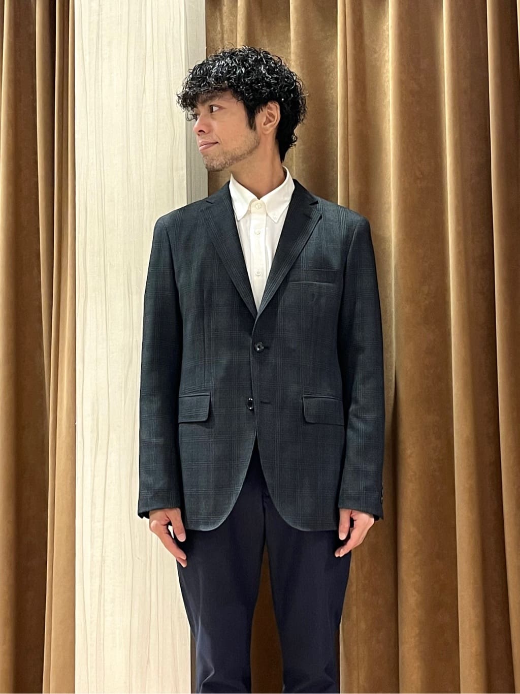 URAさんの「TAKEO KIKUCHI｜【ウールカシミヤブレンド】ビーバー調 スタンドカラー コート」を使ったコーディネート