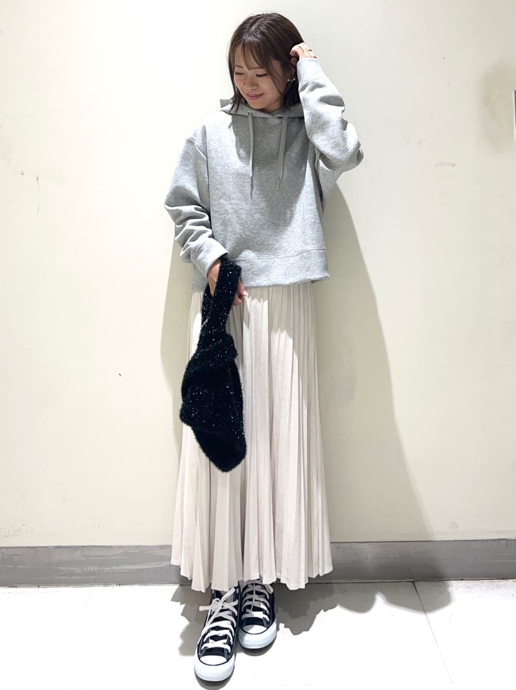 meeさんの「OPAQUE.CLIP｜CONVERSE キャンバス オールスター HI」を使ったコーディネート