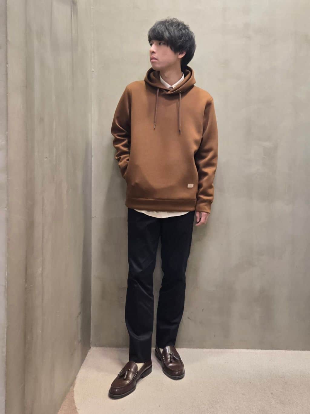 白木駆さんの「TAKEO KIKUCHI｜【オフィスカジュアル対応】ドレス チノパンツ」を使ったコーディネート