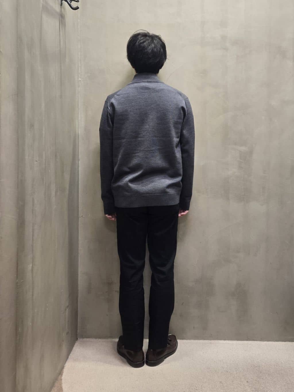 白木駆さんの「TAKEO KIKUCHI｜【オフィスカジュアル対応】ドレス チノパンツ」を使ったコーディネート