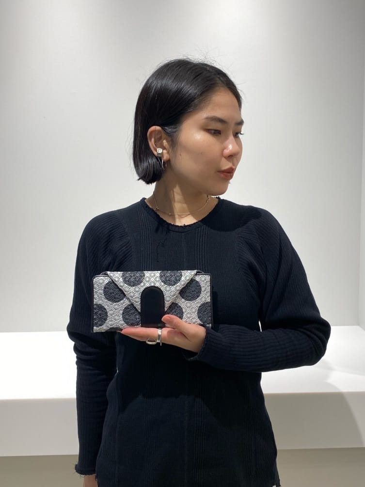 Uさんの「HIROKO HAYASHI｜チェーン付長財布用 ロングチェーン」を使ったコーディネート