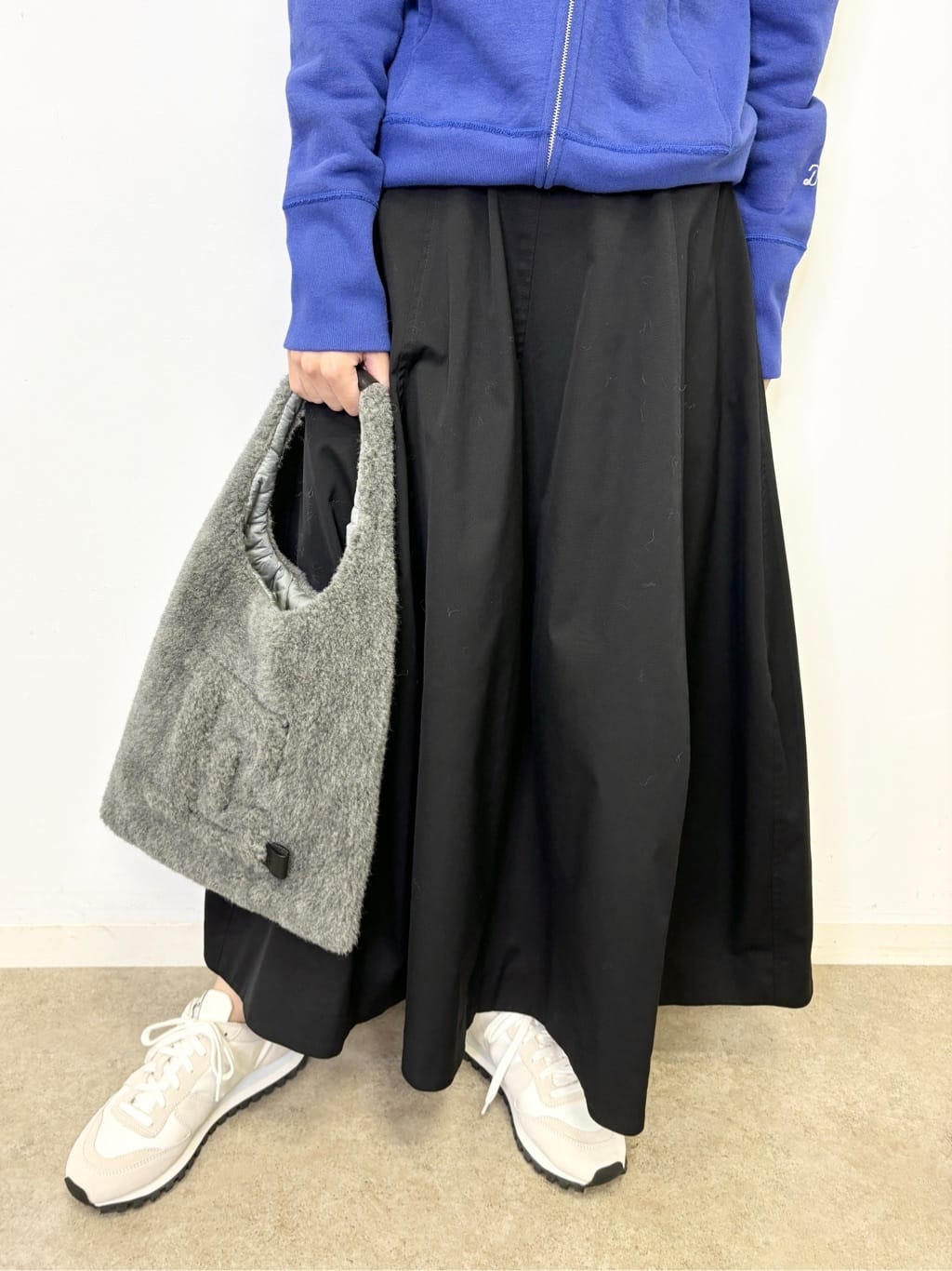 清水夏姫さんの「DRESSTERIOR｜デキシー吊裏毛ジップアップパーカ」を使ったコーディネート