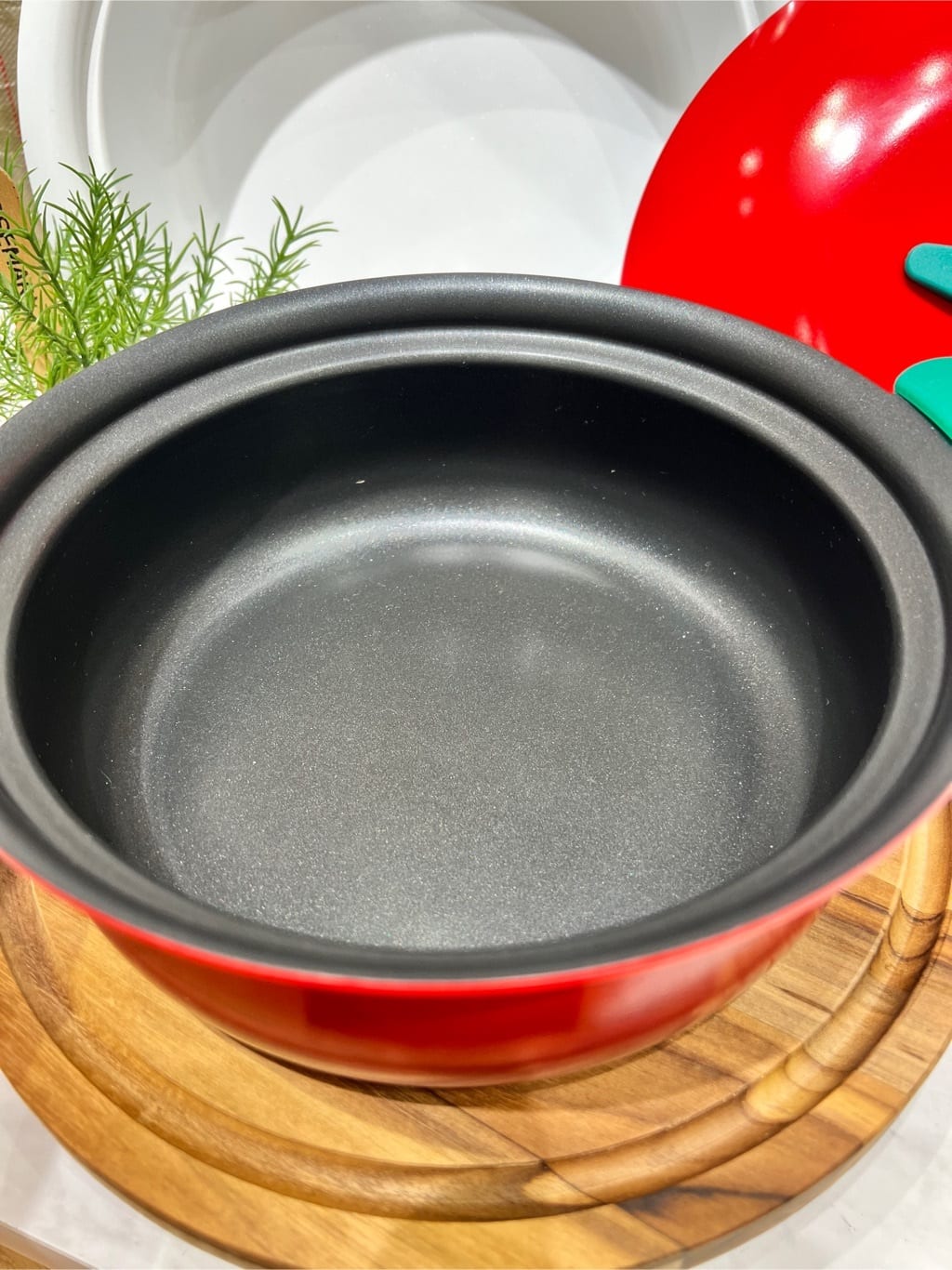 nagiさんの「212 KITCHEN STORE｜べジポ IH対応ミニ卓上鍋 19cm トマト」を使ったコーディネート