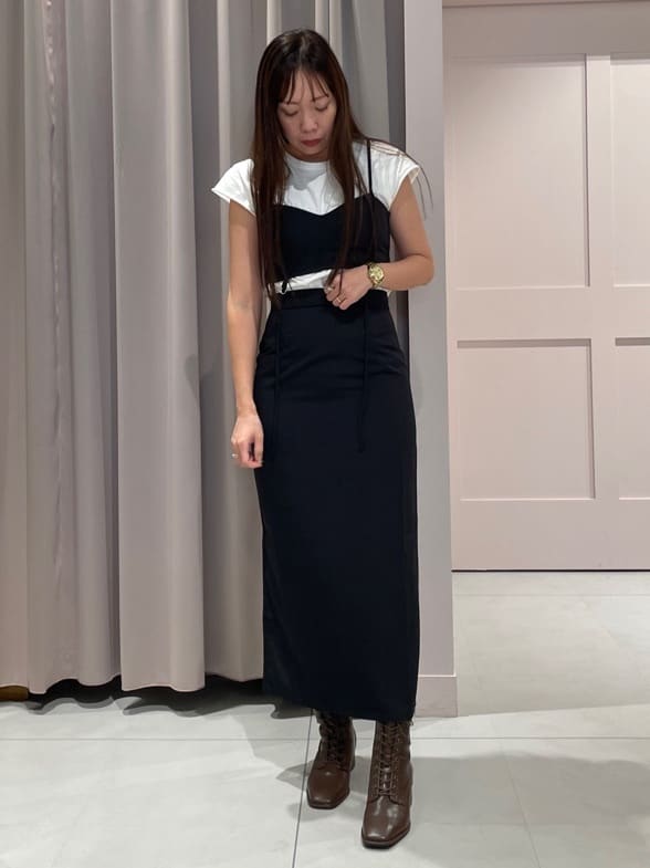 maiさんの「ESPERANZA｜レースアップミドルヒールブーツ」を使ったコーディネート