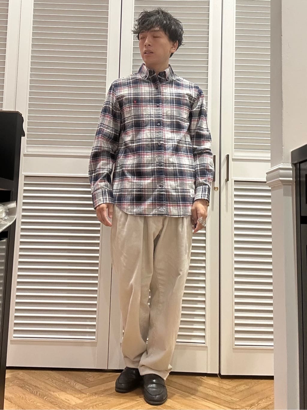 須田　慎二郎さんの「DRESSTERIOR｜【撥水加工/Safari5月号掲載】ローファー」を使ったコーディネート