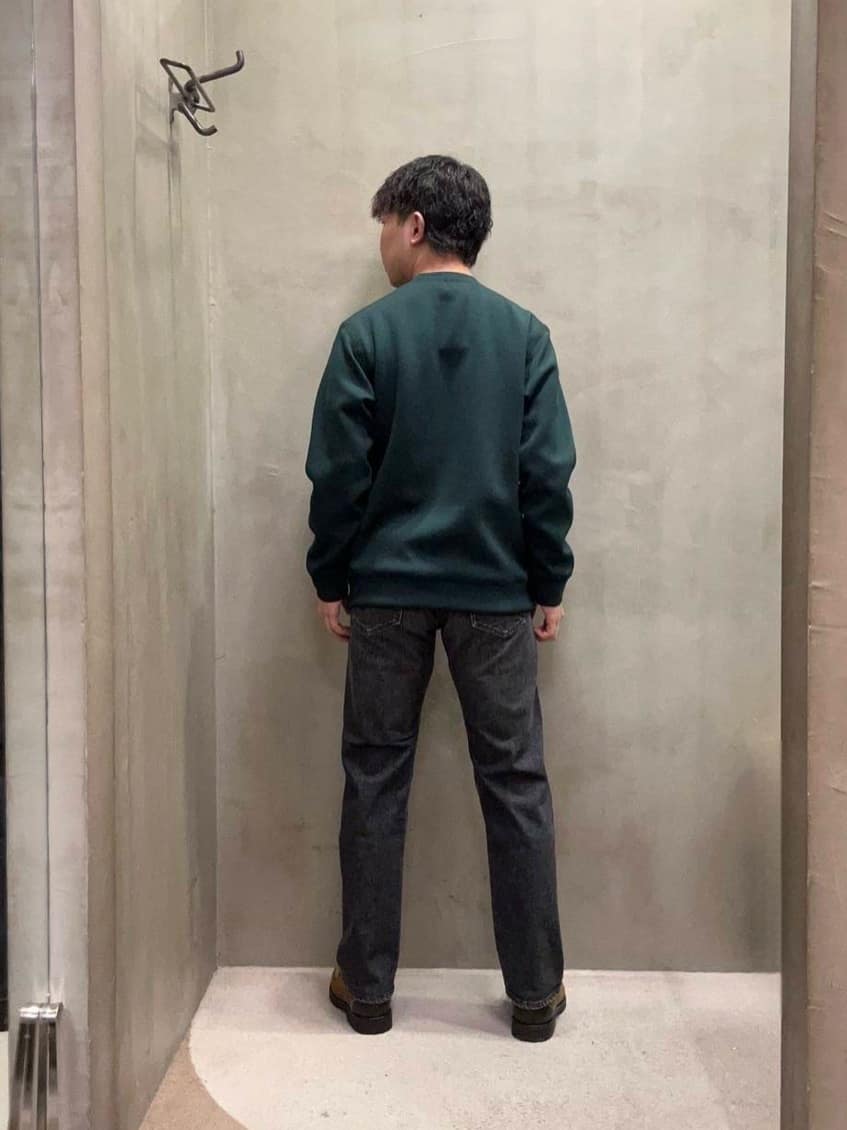 コウノ モトヤさんの「TAKEO KIKUCHI｜【モンスターストレッチ】日本製 ウォッシュド デニムパンツ」を使ったコーディネート