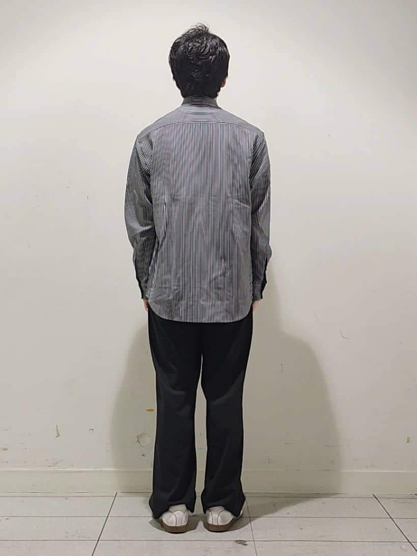 Maedaさんの「TAKEO KIKUCHI｜【抗菌防臭/シーズンレス】シアサッカー ジャージシャツ」を使ったコーディネート