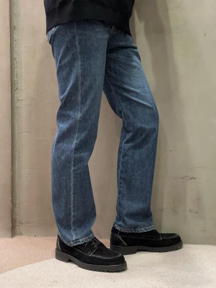 コウノ モトヤさんの「TAKEO KIKUCHI｜【DOWN FABRIC】ダウンファブリック スタンドカラーブルゾン」を使ったコーディネート