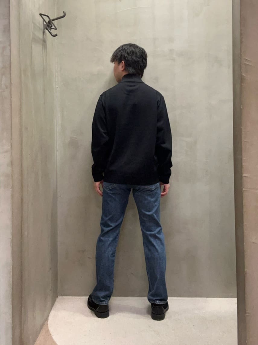 コウノ モトヤさんの「TAKEO KIKUCHI｜【モンスターストレッチ】日本製 ウォッシュド デニムパンツ」を使ったコーディネート