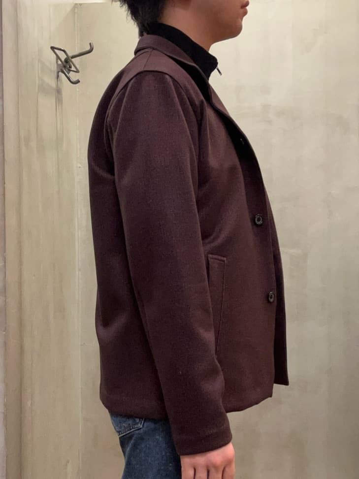 コウノ モトヤさんの「TAKEO KIKUCHI｜【DOWN FABRIC】ダウンファブリック スタンドカラーブルゾン」を使ったコーディネート