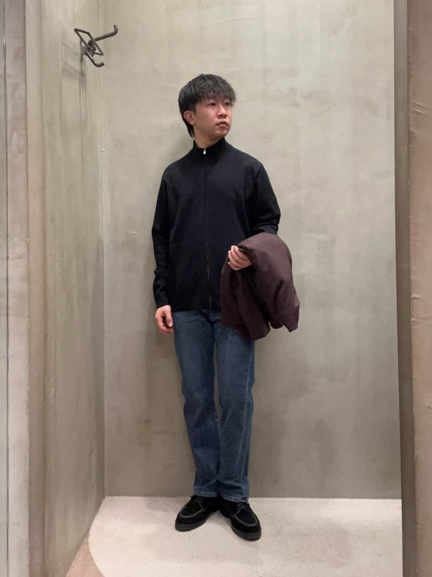 コウノ モトヤさんの「TAKEO KIKUCHI｜【DOWN FABRIC】ダウンファブリック スタンドカラーブルゾン」を使ったコーディネート