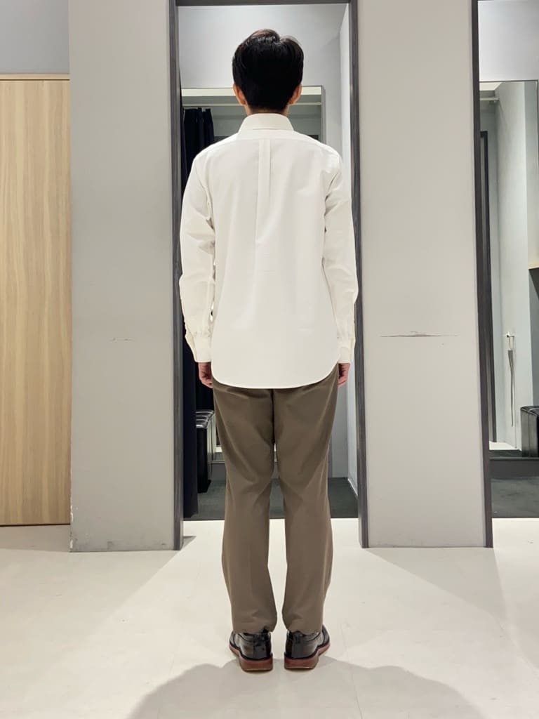 わいずみさんの「TAKEO KIKUCHI｜【Sサイズ～】ラスタウォーカー ボタンダウンシャツ」を使ったコーディネート