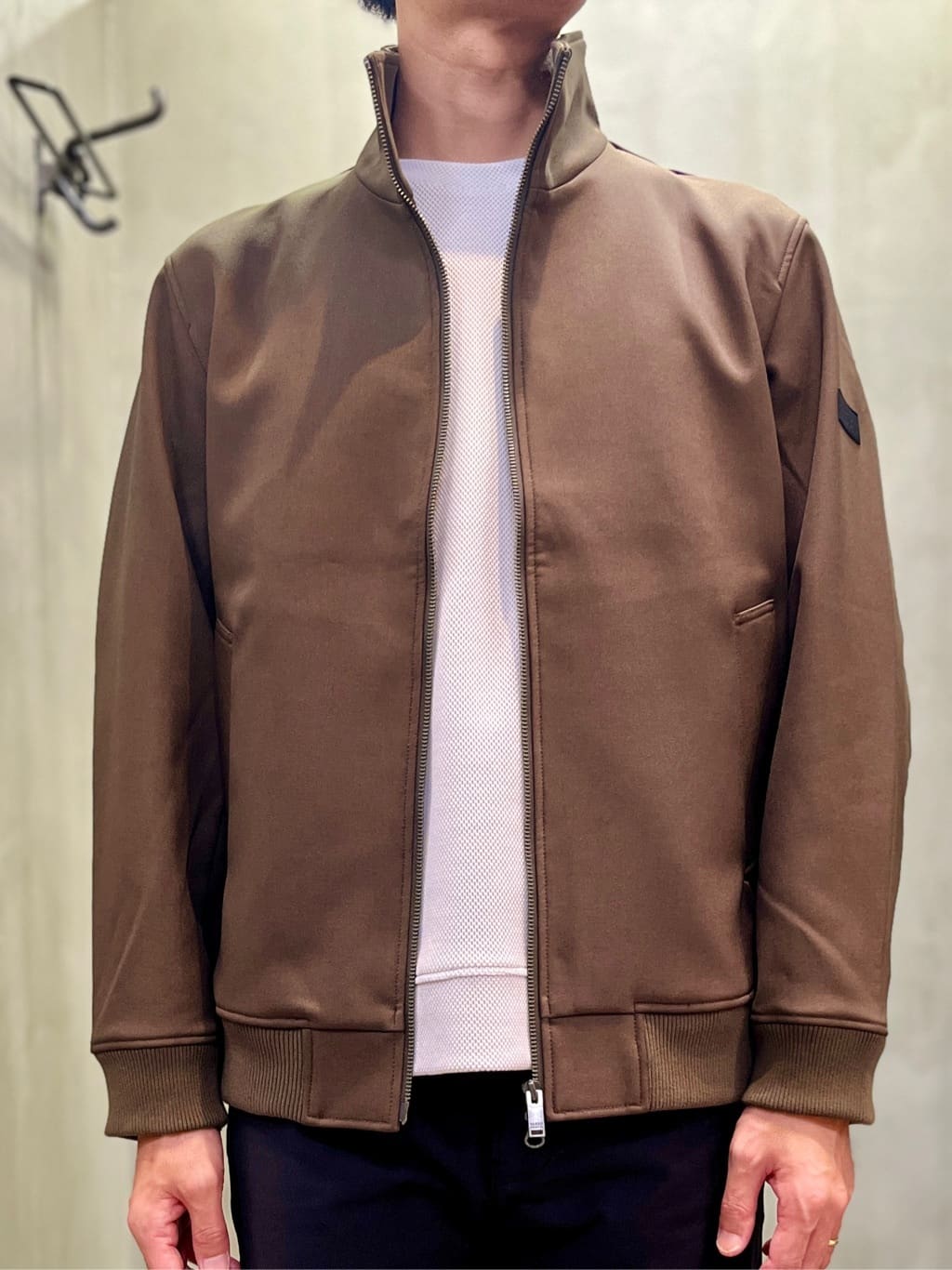 mutoさんの「TAKEO KIKUCHI｜【Made in JAPAN】播州織 ストレッチ パンツ」を使ったコーディネート