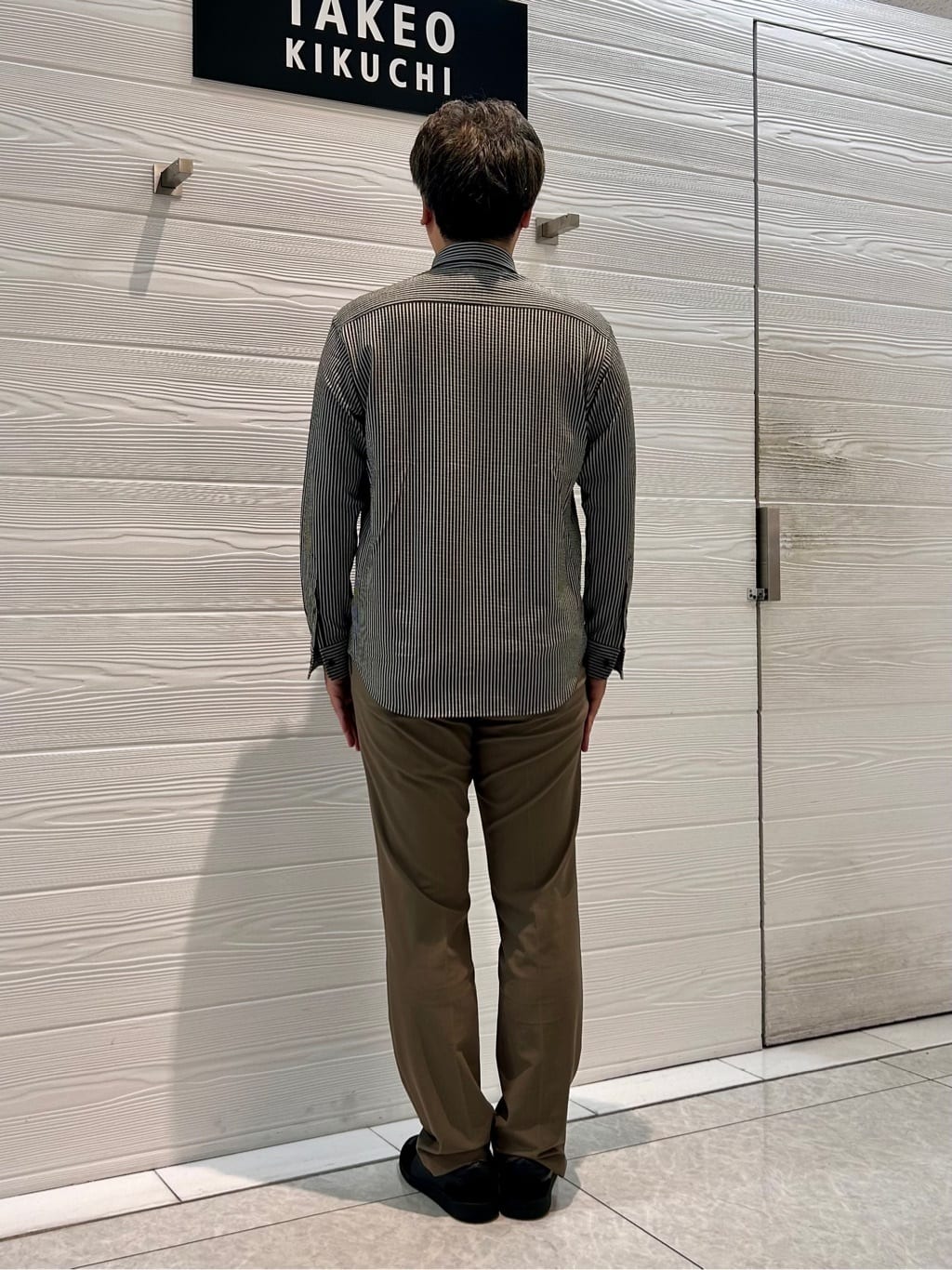 すーさんの「TAKEO KIKUCHI｜【抗菌防臭/シーズンレス】シアサッカー ジャージシャツ」を使ったコーディネート